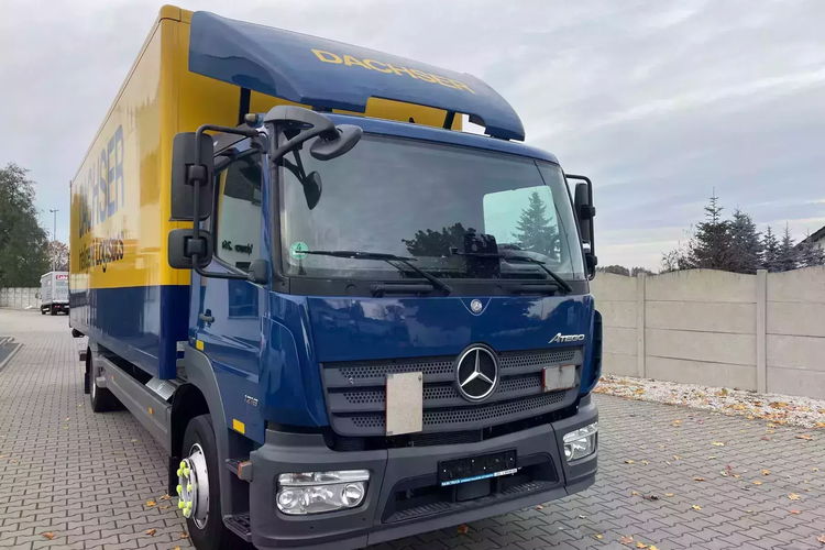 Mercedes ATEGO 1218 Kontener 8.10 m zdjęcie 11