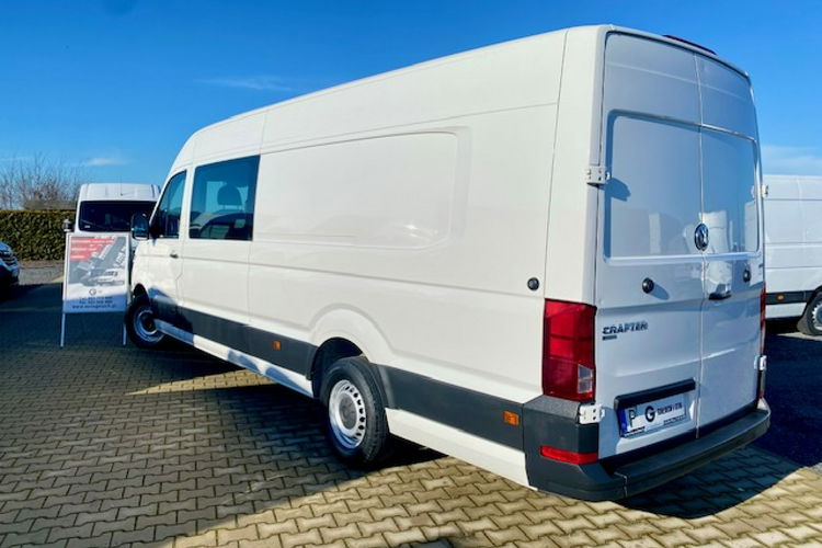 Volkswagen Crafter SALON PL / DOKA 7- OSÓB / SUPER MAXI XXXL / TEMPOMAT / GWARANCJA zdjęcie 4