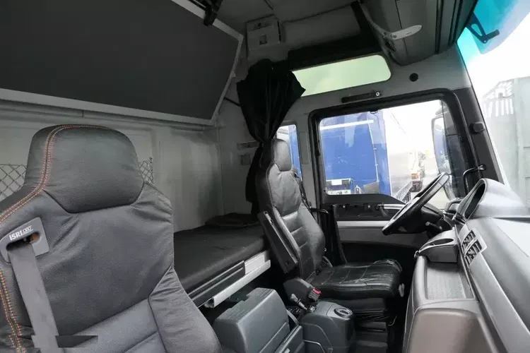 MAN TGX 540 / ZESTAW TANDEM PRZEJAZDOWY / 2 x WINDA ZAŁADOWCZA / EEV / KLIMA POSTOJOWA /SKÓRY / SPROWADZONY / zdjęcie 33
