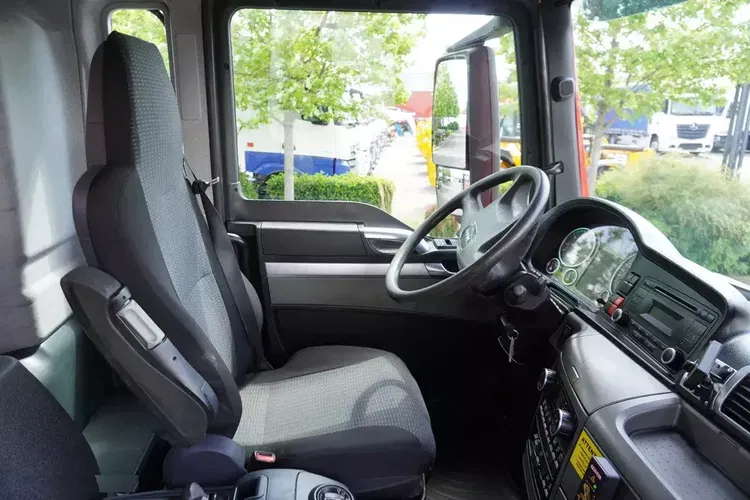 MAN TGS 35.360 E6 8×2 / Laweta / HDS Fassi F235 6, 5t Pilot zdjęcie 14