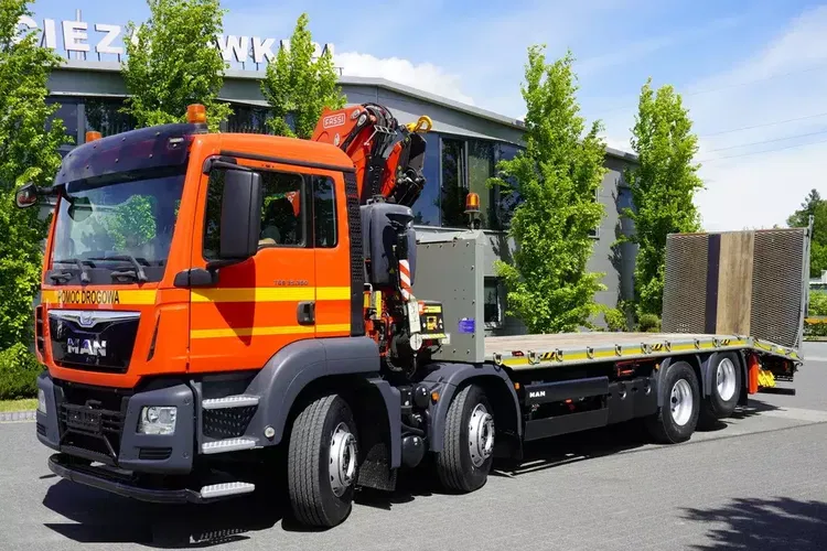 MAN TGS 35.360 E6 8×2 / Laweta / HDS Fassi F235 6, 5t Pilot zdjęcie 2
