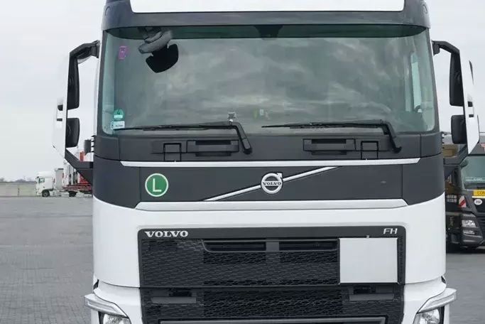 Volvo FH 4 / 500 / EURO 6 / ACC / XL / LOW DECK / MEGA zdjęcie 55