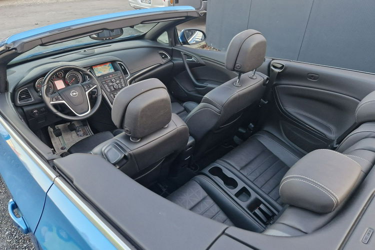 Opel Cascada . Skóra. Ksenon. Grzana kierownica +Fotele. zdjęcie 12