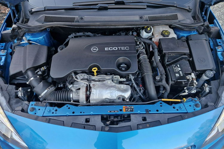 Opel Cascada . Skóra. Ksenon. Grzana kierownica +Fotele. zdjęcie 21
