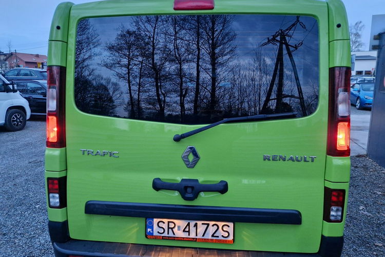 Renault Trafic . Gwarancja. 12-2017r. Long. Klimatyzacja. Navigacja ⁷ zdjęcie 8