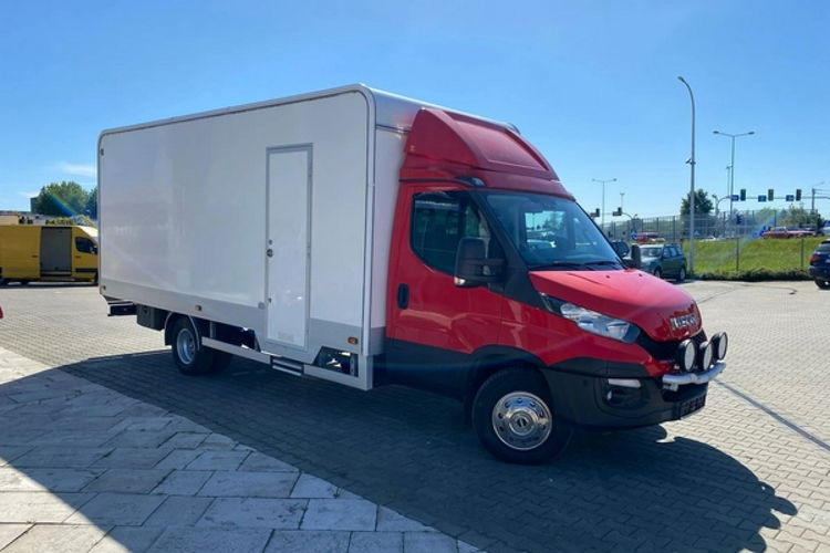 Iveco Daily 70C170 Daily 70C170 / Warsztat mobilny / Webasto / Przetwornica 230v / EURO V zdjęcie 6