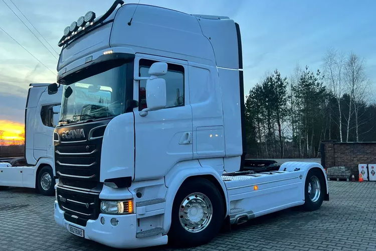 Scania r580 v8 porsche ediotion TYLKO 250 SZTUK limitowana z Niemiec cała na poduszce zdjęcie 10