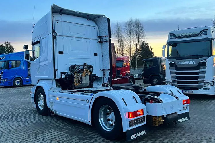 Scania r580 v8 porsche ediotion TYLKO 250 SZTUK limitowana z Niemiec cała na poduszce zdjęcie 6