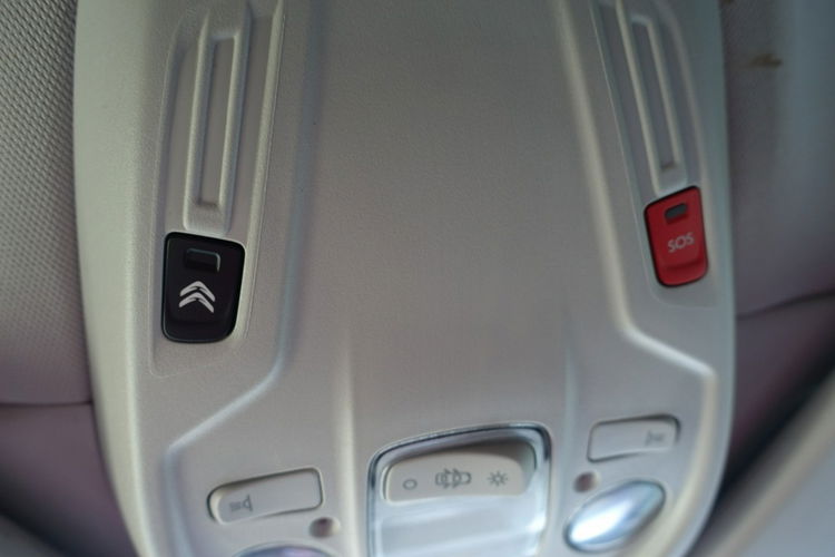 Citroen C4 SpaceTourer REZERWACJA - Automat / Aktywny Tempomat / Masaże / Radar zdjęcie 47