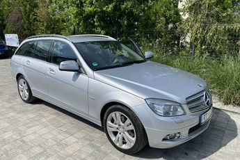 Mercedes C 180 Bardzo zadbana - 100% oryginalny przebieg.NOWY ROZRZĄD