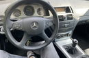 Mercedes C 180 Bardzo zadbana - 100% oryginalny przebieg.NOWY ROZRZĄD zdjęcie 13