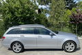 samochód osobowy Mercedes zdjęcie 2