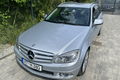 samochód osobowy Mercedes zdjęcie 4