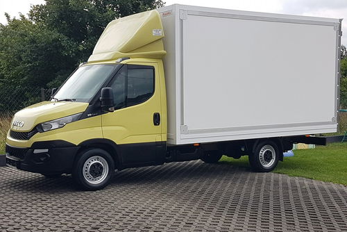 Iveco Daily KONTENER 8EP KLIMA 4.14x2.21x2.20 MANUAL KRAJOWY 35S13 DMC 3500 KG