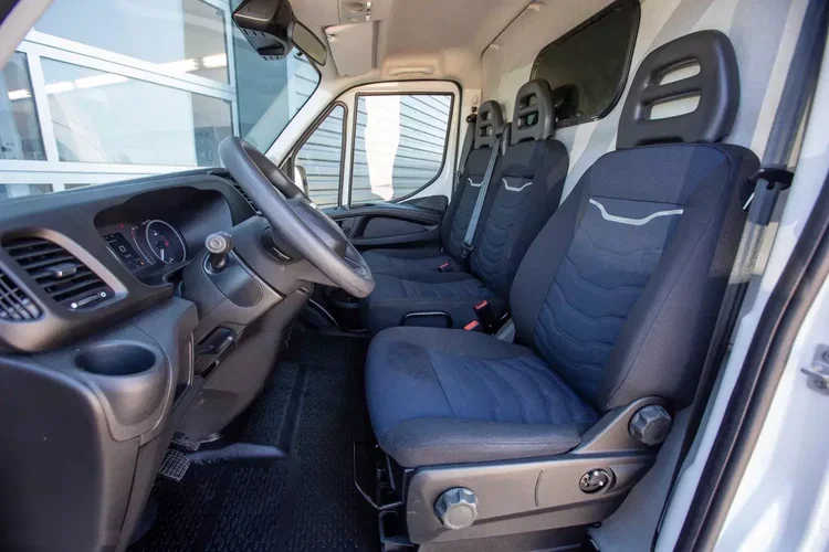 Iveco Daily MAXI L4H2 koła bliźniaki Automat HI MATIC zdjęcie 9