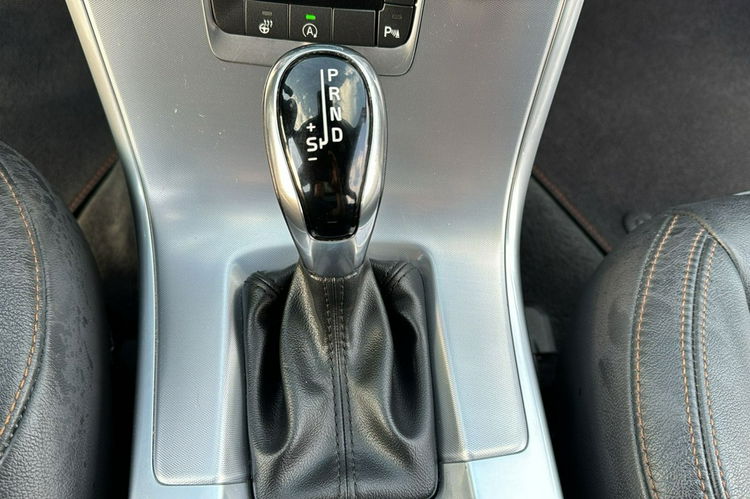 Volvo XC 60 automat, navi, kamera, gwarancja zdjęcie 18