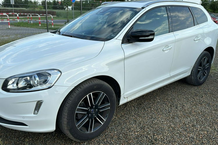 Volvo XC 60 automat, navi, kamera, gwarancja zdjęcie 2