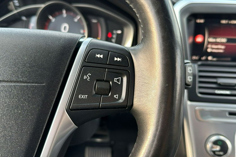 Volvo XC 60 automat, navi, kamera, gwarancja zdjęcie 21