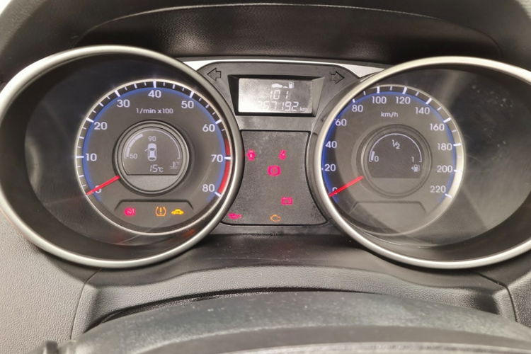 Hyundai ix35 Lift Alu Pół skóry 4 x 4 zdjęcie 15