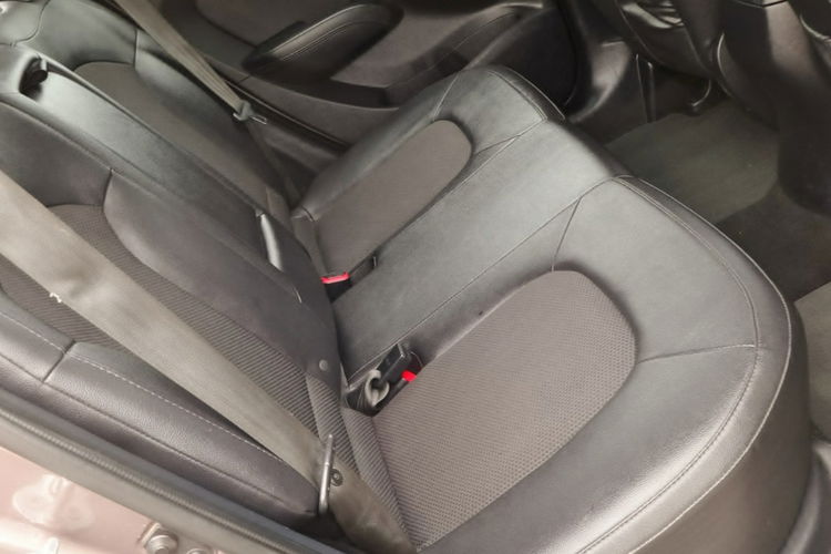 Hyundai ix35 Lift Alu Pół skóry 4 x 4 zdjęcie 29
