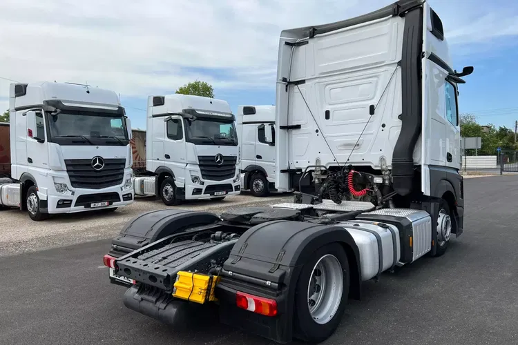 Mercedes ACTROS MP5 zdjęcie 10