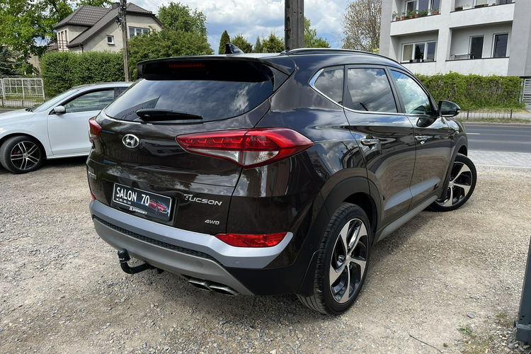 Hyundai Tucson 2.0 1WŁ Org Lakier 4x4 Automat Grzane Skóry Navi AluR19 Isofix StanBDB zdjęcie 2