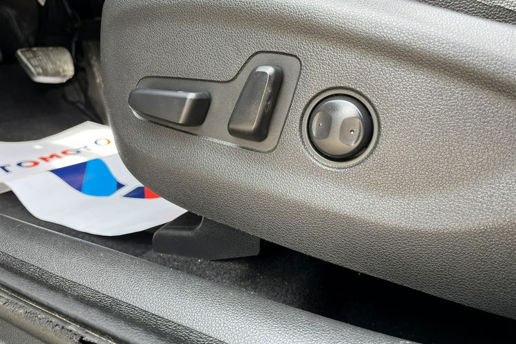 Hyundai Tucson 2.0 1WŁ Org Lakier 4x4 Automat Grzane Skóry Navi AluR19 Isofix StanBDB zdjęcie 24