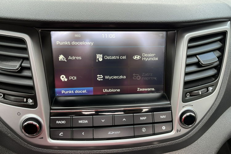 Hyundai Tucson 2.0 1WŁ Org Lakier 4x4 Automat Grzane Skóry Navi AluR19 Isofix StanBDB zdjęcie 34