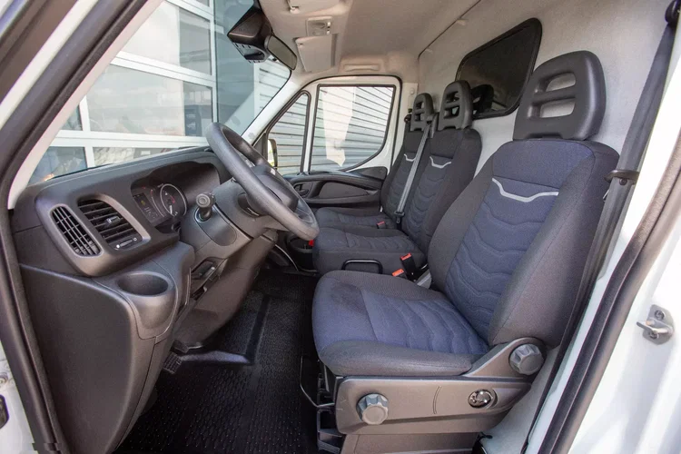 Iveco Daily MAXI L4H2 koła bliźniaki Automat HI MATIC zdjęcie 24
