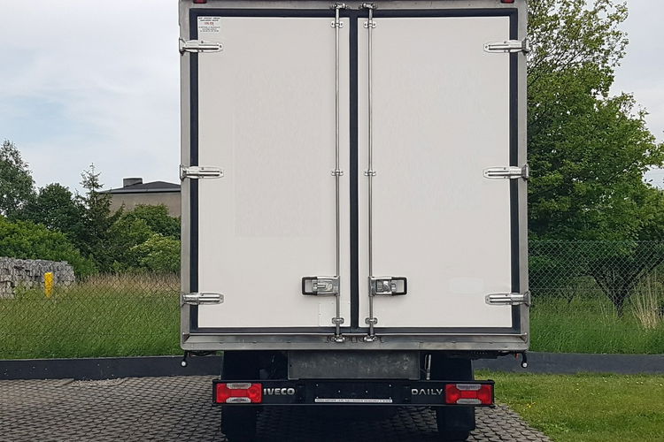 Iveco Daily 35S15 CHŁODNIA AGREGAT 6EP 3.40x2.09x2.09 IZOTERMA zdjęcie 16