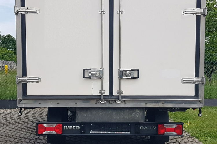 Iveco Daily 35S15 CHŁODNIA AGREGAT 6EP 3.40x2.09x2.09 IZOTERMA zdjęcie 17