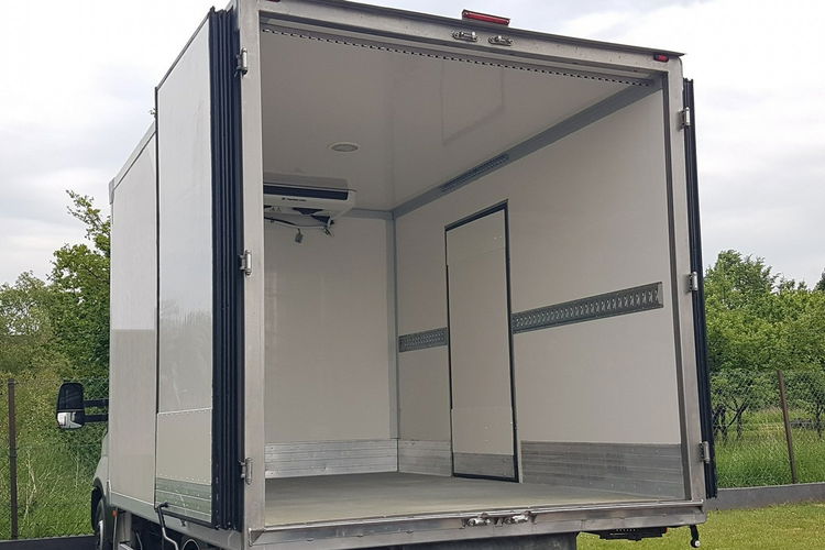 Iveco Daily 35S15 CHŁODNIA AGREGAT 6EP 3.40x2.09x2.09 IZOTERMA zdjęcie 20