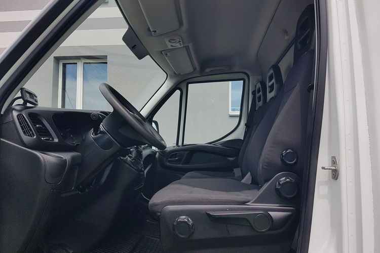 Iveco Daily 35S15 CHŁODNIA AGREGAT 6EP 3.40x2.09x2.09 IZOTERMA zdjęcie 24