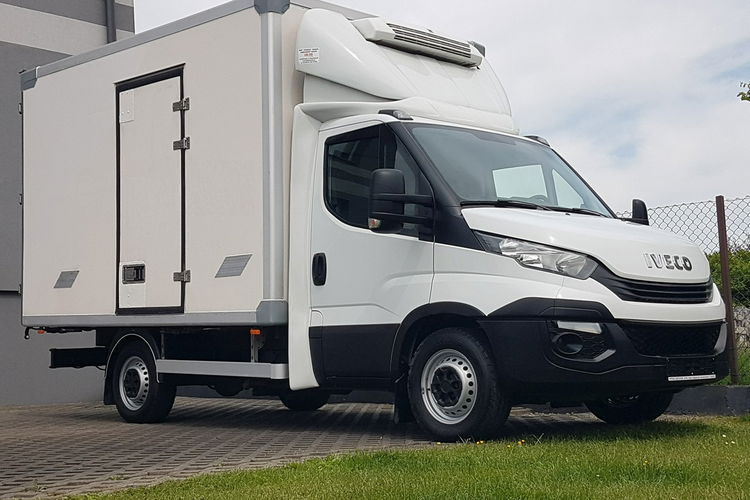 Iveco Daily 35S15 CHŁODNIA AGREGAT 6EP 3.40x2.09x2.09 IZOTERMA zdjęcie 30