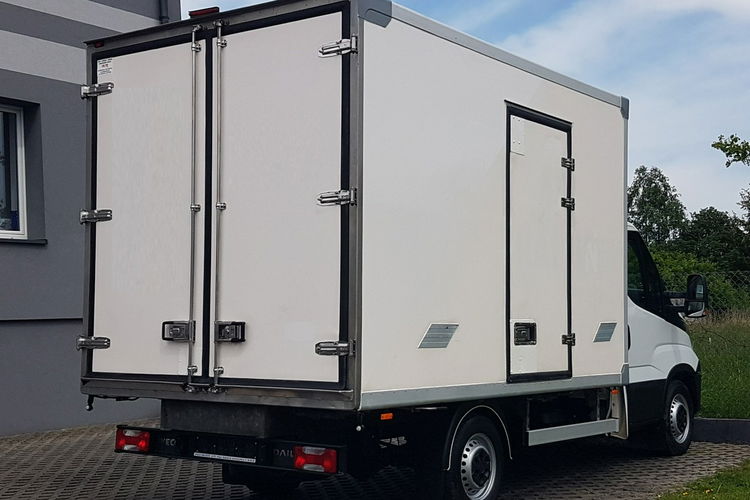 Iveco Daily 35S15 CHŁODNIA AGREGAT 6EP 3.40x2.09x2.09 IZOTERMA zdjęcie 4