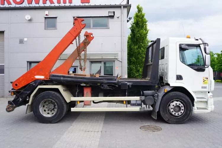 DAF LF 55.220 Bramowiec GUIMA PALFINGER M14T zdjęcie 1