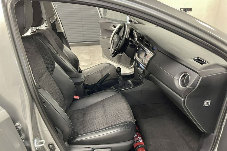 Toyota Auris 1.6 132KM PREMIUM+NAVI 100.000km BiXenon KeyLessGo Alu 16 Full NIEMCY zdjęcie 28