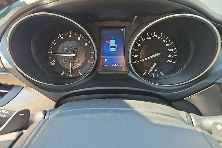 Toyota Avensis 1.8 147KM MS Edition S+ zdjęcie 19