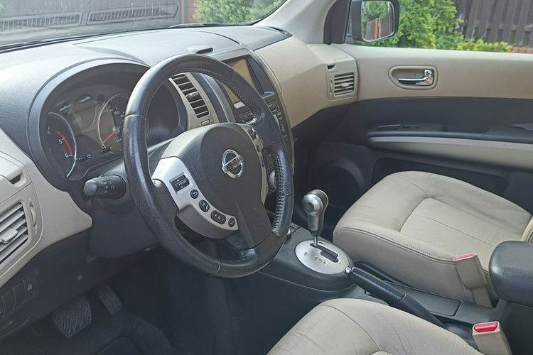 Nissan X-Trail 2.0 dCi LE 4X4, automat, skóra .150 KM, panorama, kamera, zmieniarka CD zdjęcie 15