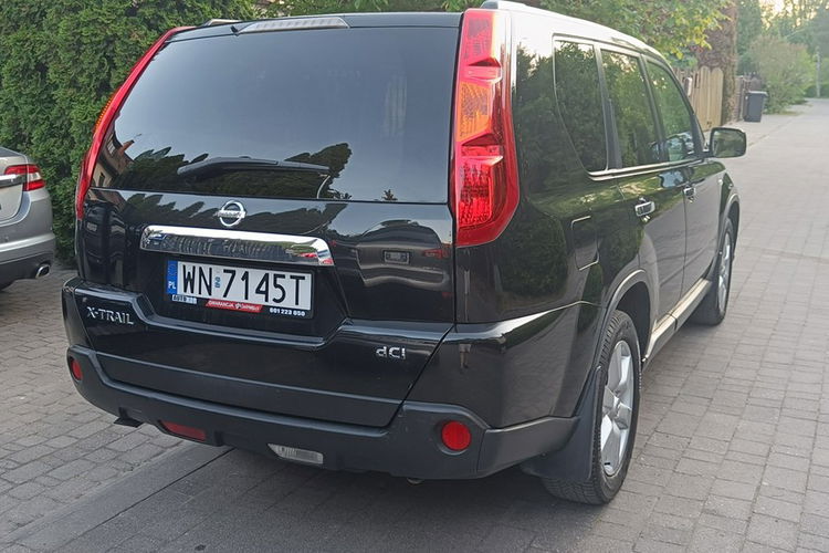Nissan X-Trail 2.0 dCi LE 4X4, automat, skóra .150 KM, panorama, kamera, zmieniarka CD zdjęcie 5
