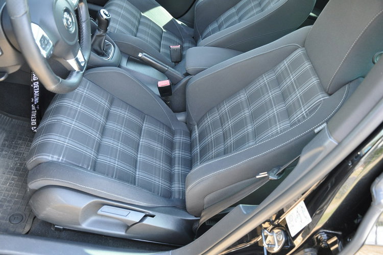 Volkswagen Golf VI 2.0 TDI 170KM GTD Kamera cofania 18cali Bi-Ksenon HAK zdjęcie 10