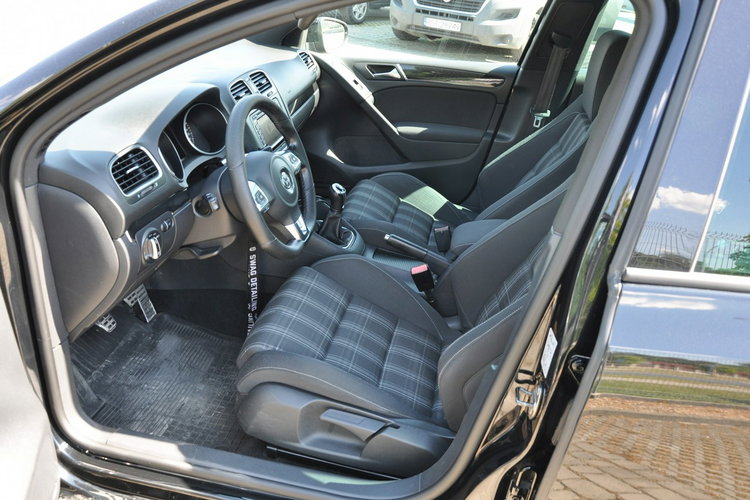 Volkswagen Golf VI 2.0 TDI 170KM GTD Kamera cofania 18cali Bi-Ksenon HAK zdjęcie 9