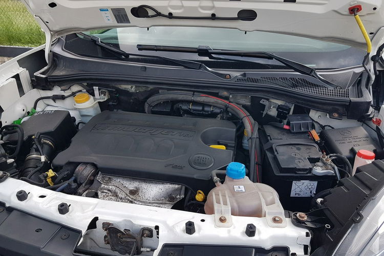 Fiat Doblo MAXI CHŁODNIA IZOTERMA AGREGAT DŁUGI L2H1 KLIMA FUNKCJA GRZANIA zdjęcie 13