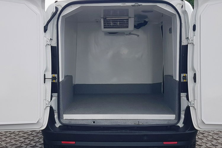 Fiat Doblo MAXI CHŁODNIA IZOTERMA AGREGAT DŁUGI L2H1 KLIMA FUNKCJA GRZANIA zdjęcie 5