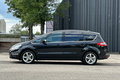samochód osobowy Ford zdjęcie 2