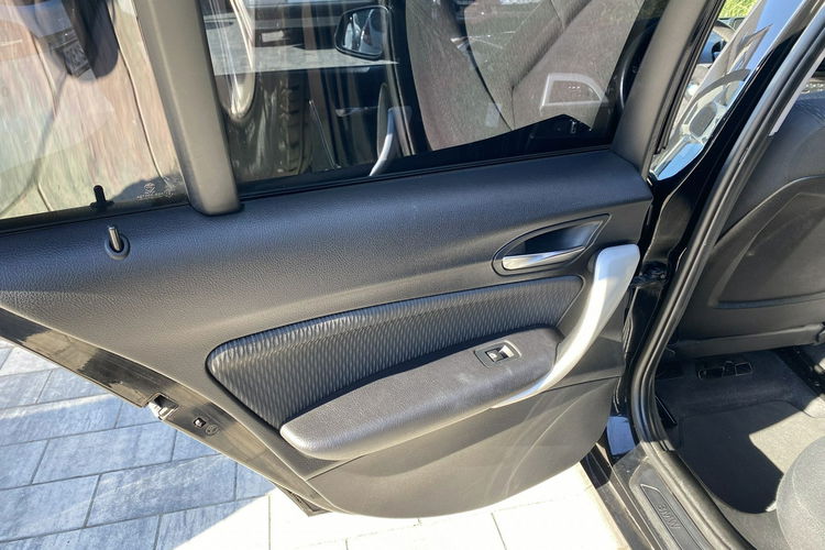 BMW 120 Bardzo zadbana NISKI oryginalny przebieg zdjęcie 17