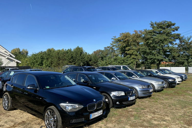 BMW 120 Bardzo zadbana NISKI oryginalny przebieg zdjęcie 25