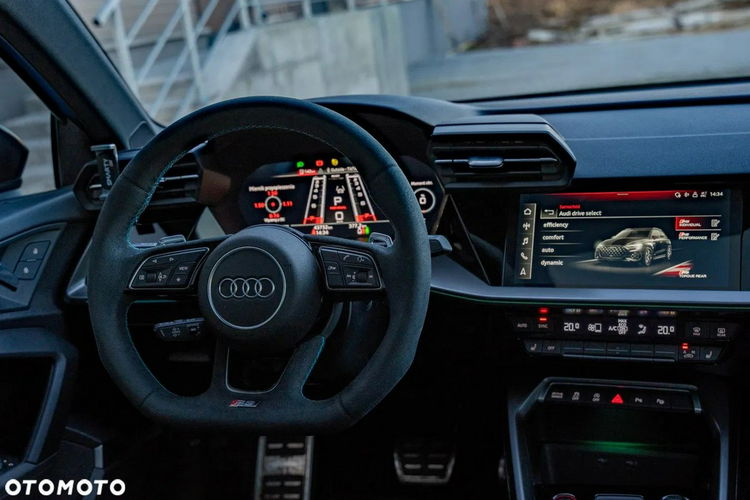 RS3 Audi RS3 TFSI Quattro S tronic zdjęcie 9