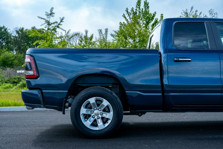 RAM Dodge RAM 1500 5.7 V8 4x4 BLUE 2019r zdjęcie 19