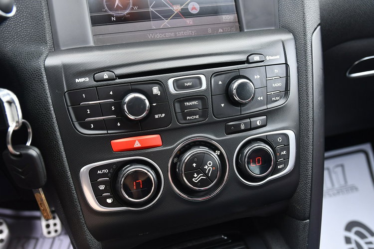 Citroen DS4 1.6hdi Automat,  Navi,  Ledy,  Klimatr 2 str.Tempomat,  . zdjęcie 27